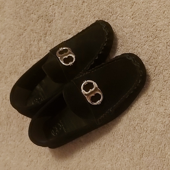 Tory Burch Shoes - Tory Burch gemini link suede driving loafers/ shoes
